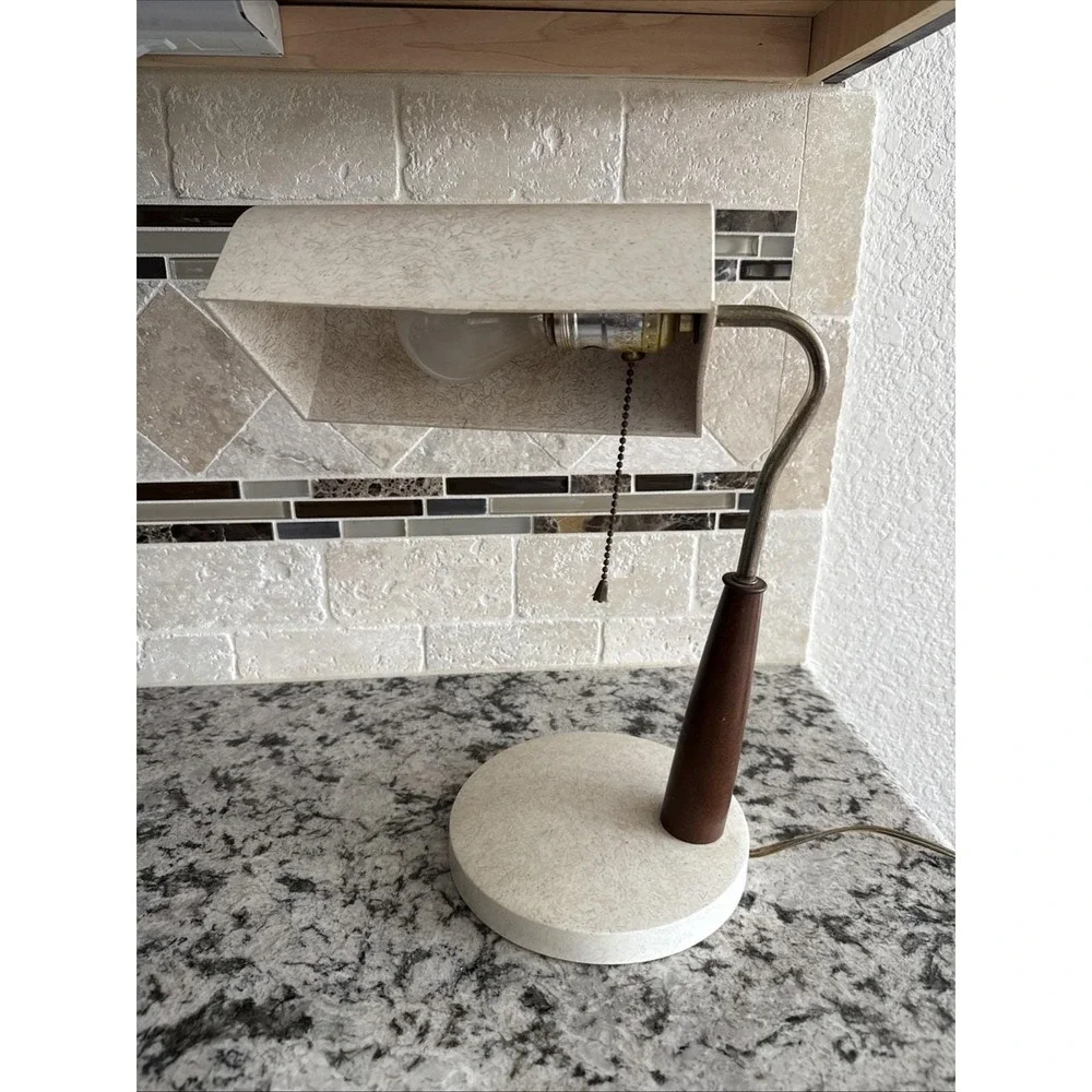 Vintage MCM Banker's Desk Lamp Mid Century Wood Speckle Melamine Plastic Works